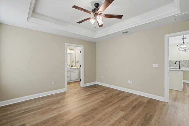 Building Photo - 28 Sudai St