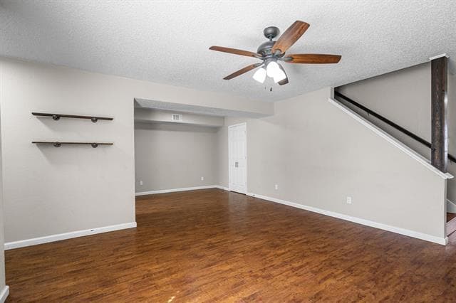 Building Photo - 710 Peach Ct