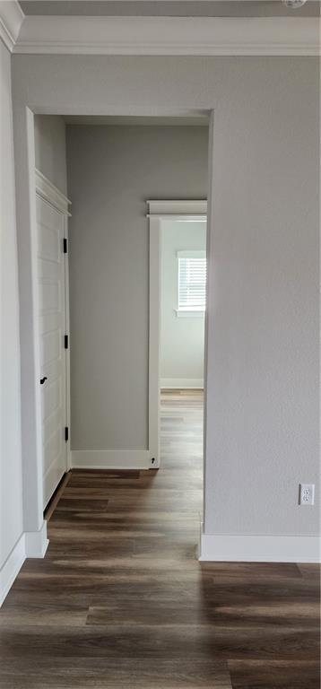 Building Photo - 33 Sandridge Dr