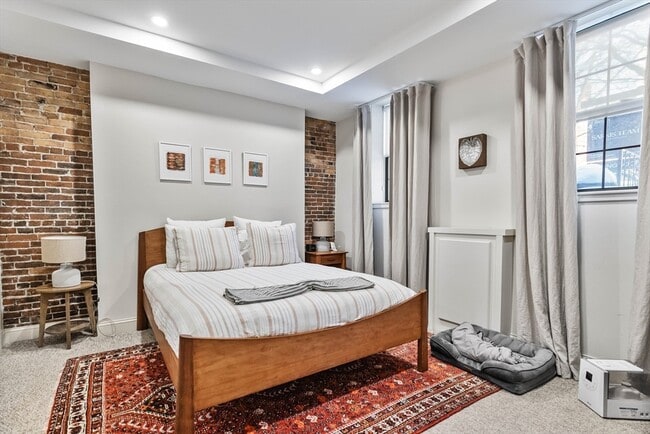 Building Photo - 93 Third St