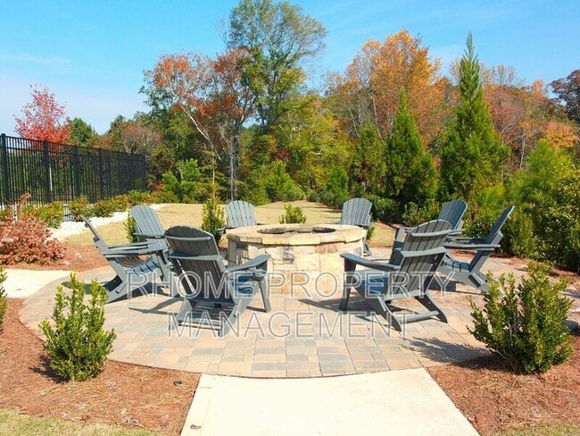 Building Photo - 3026 Birdsong Ave