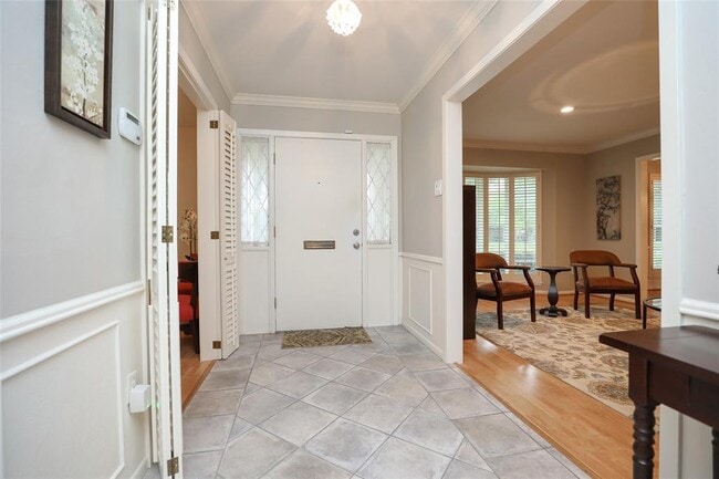 Building Photo - 5822 Cheena Dr