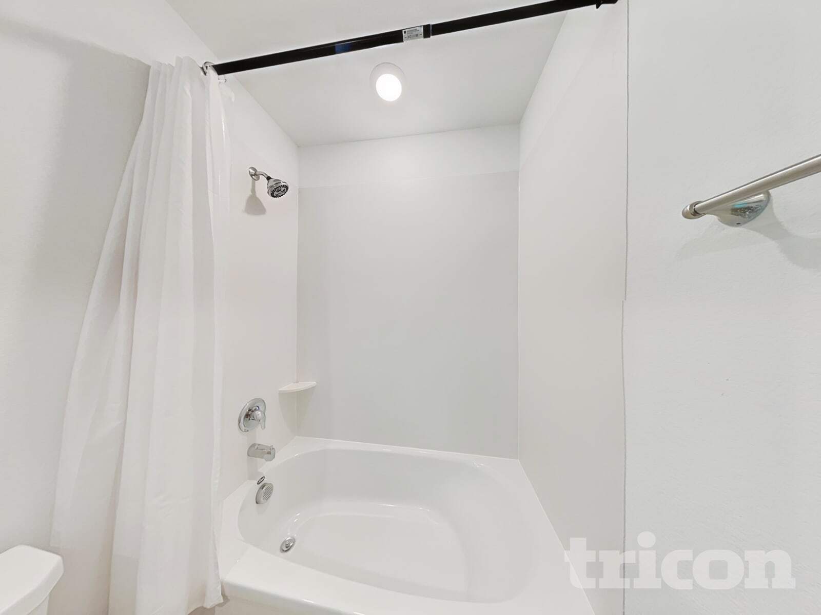 Building Photo - 617 Dashwood Dr