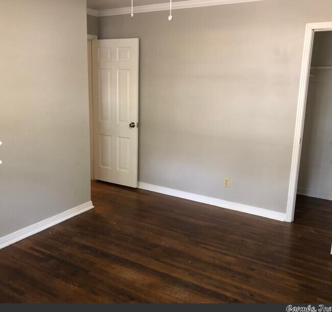 Building Photo - 7014 Ponderosa Dr