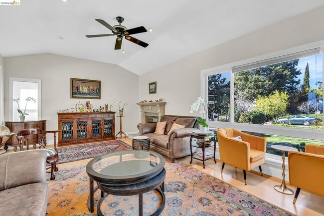 Building Photo - 277 Hidalgo Ct