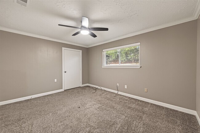 Building Photo - 7338 Cornwall Bridge Ln