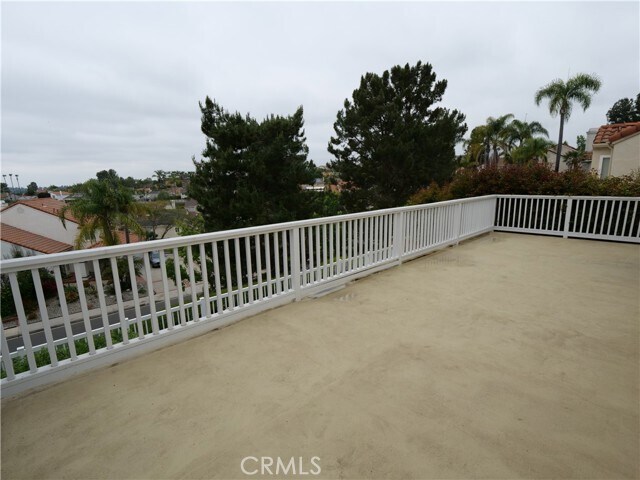 Building Photo - 25051 Amberwood