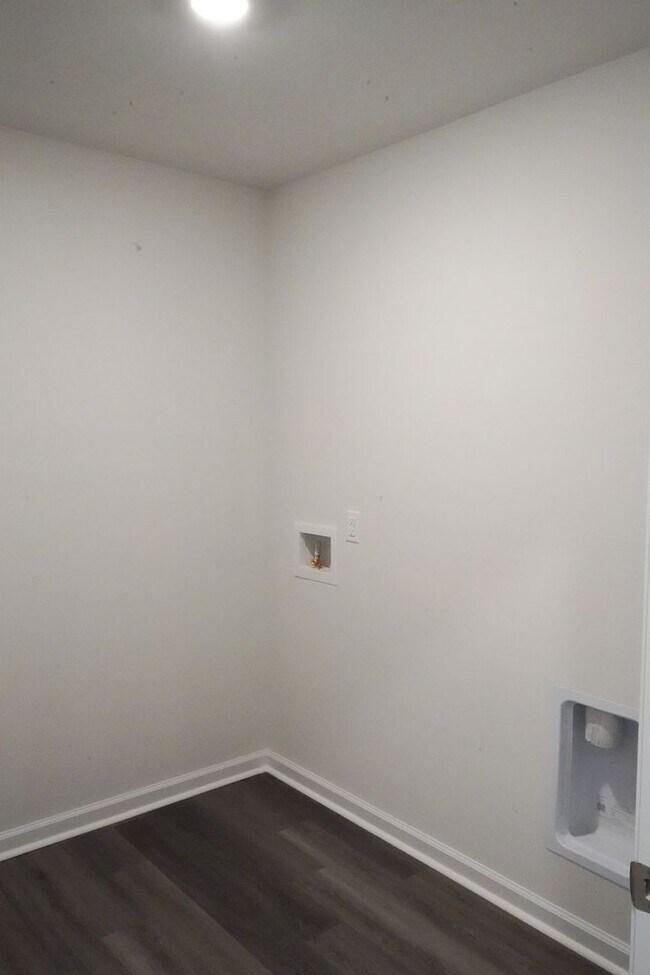 Building Photo - Available Soon!