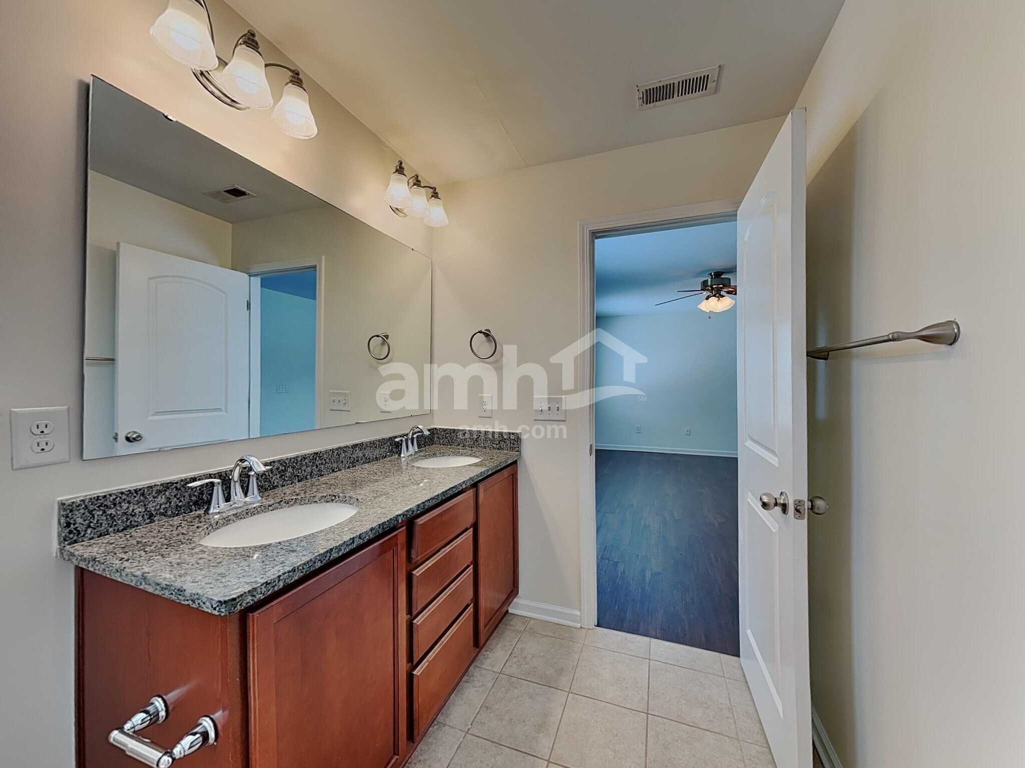 Building Photo - 5215 Smoky Ridge Ln