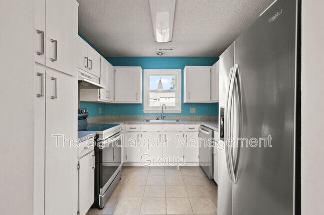 Building Photo - 1239 Cornwallis Dr