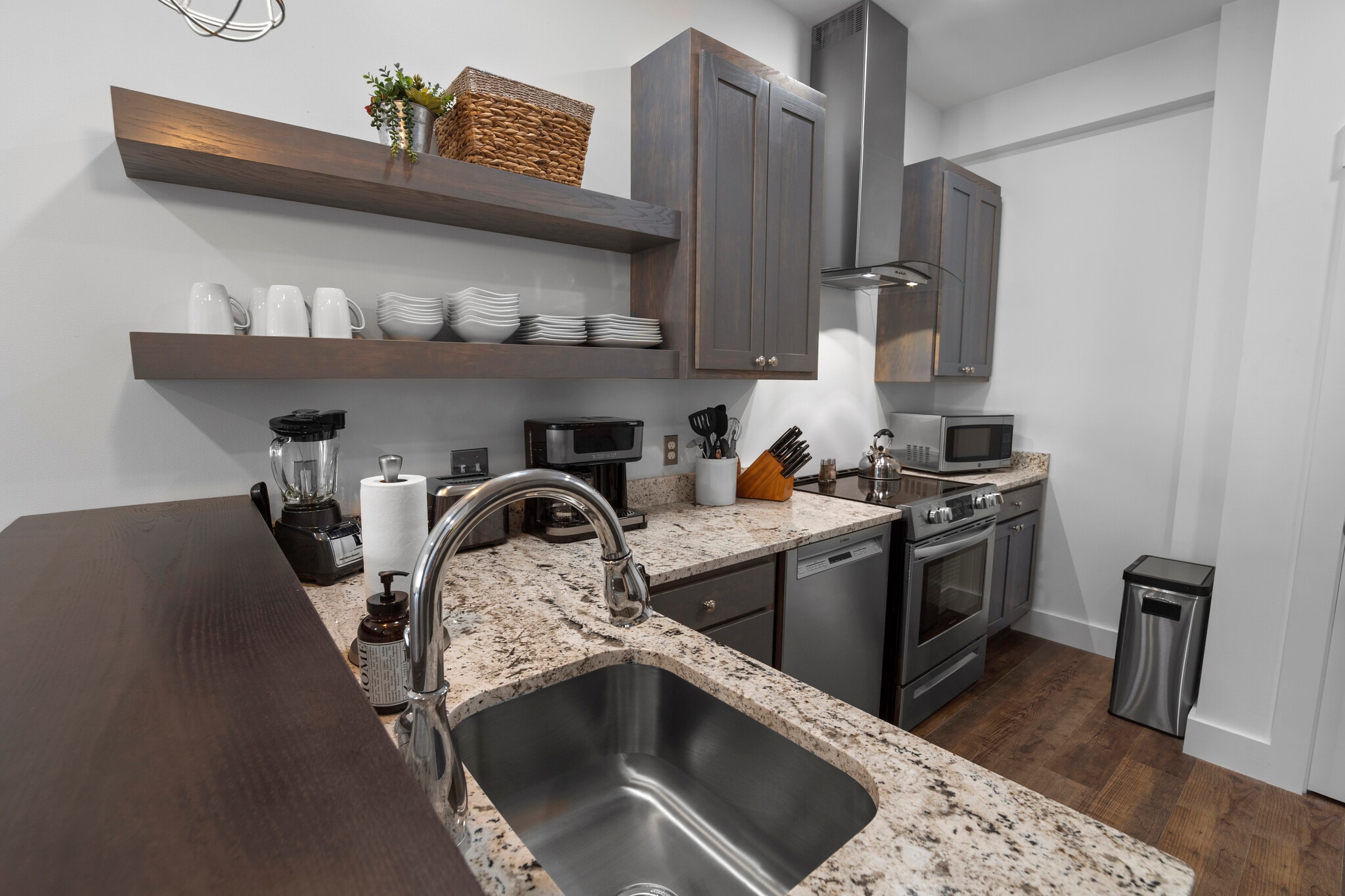 Kitchen - 133 W Main St