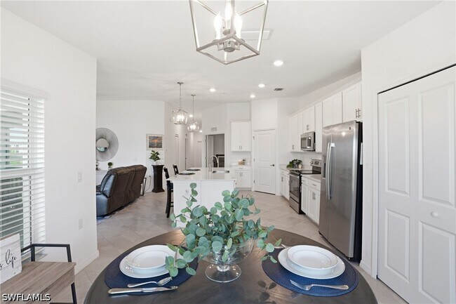 Building Photo - 5427 Double Eagle Cir