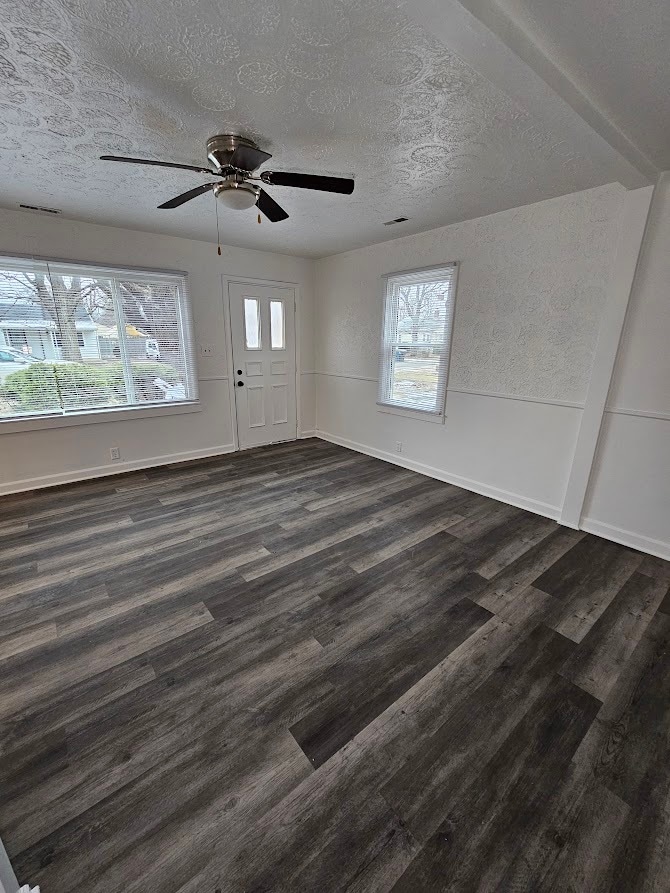 Building Photo - 9137 Hibben Ave