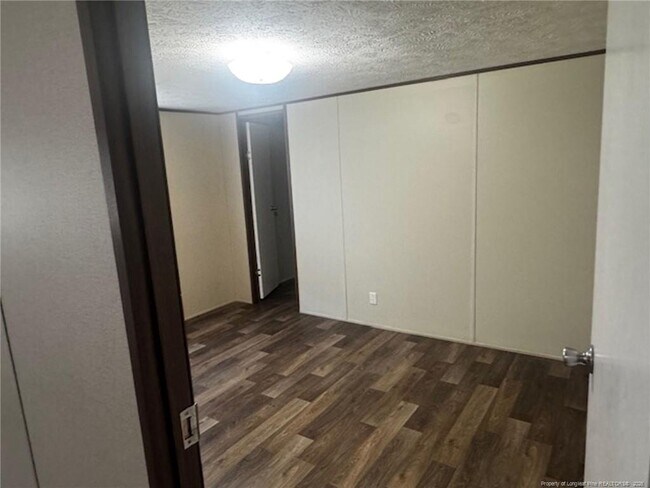 Building Photo - 57 Burns Rd