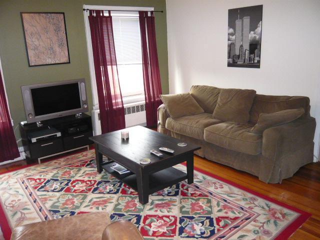 Building Photo - 433 Hanover St