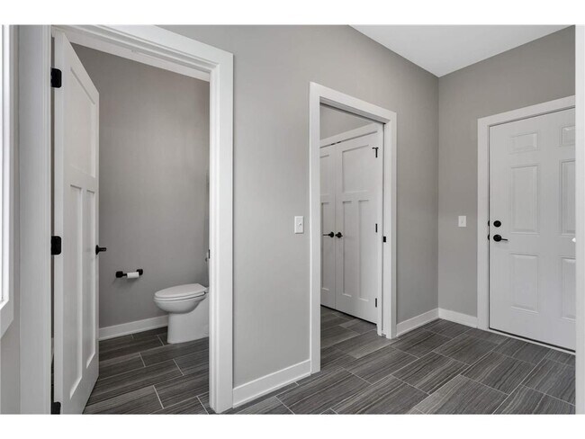 Building Photo - 15590 Duck Trail Ln