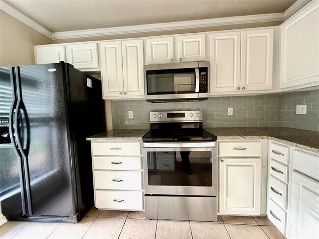 Building Photo - 2018 W Rundberg Ln