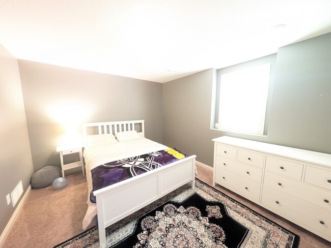 Building Photo - 11274 Whitewater Dr