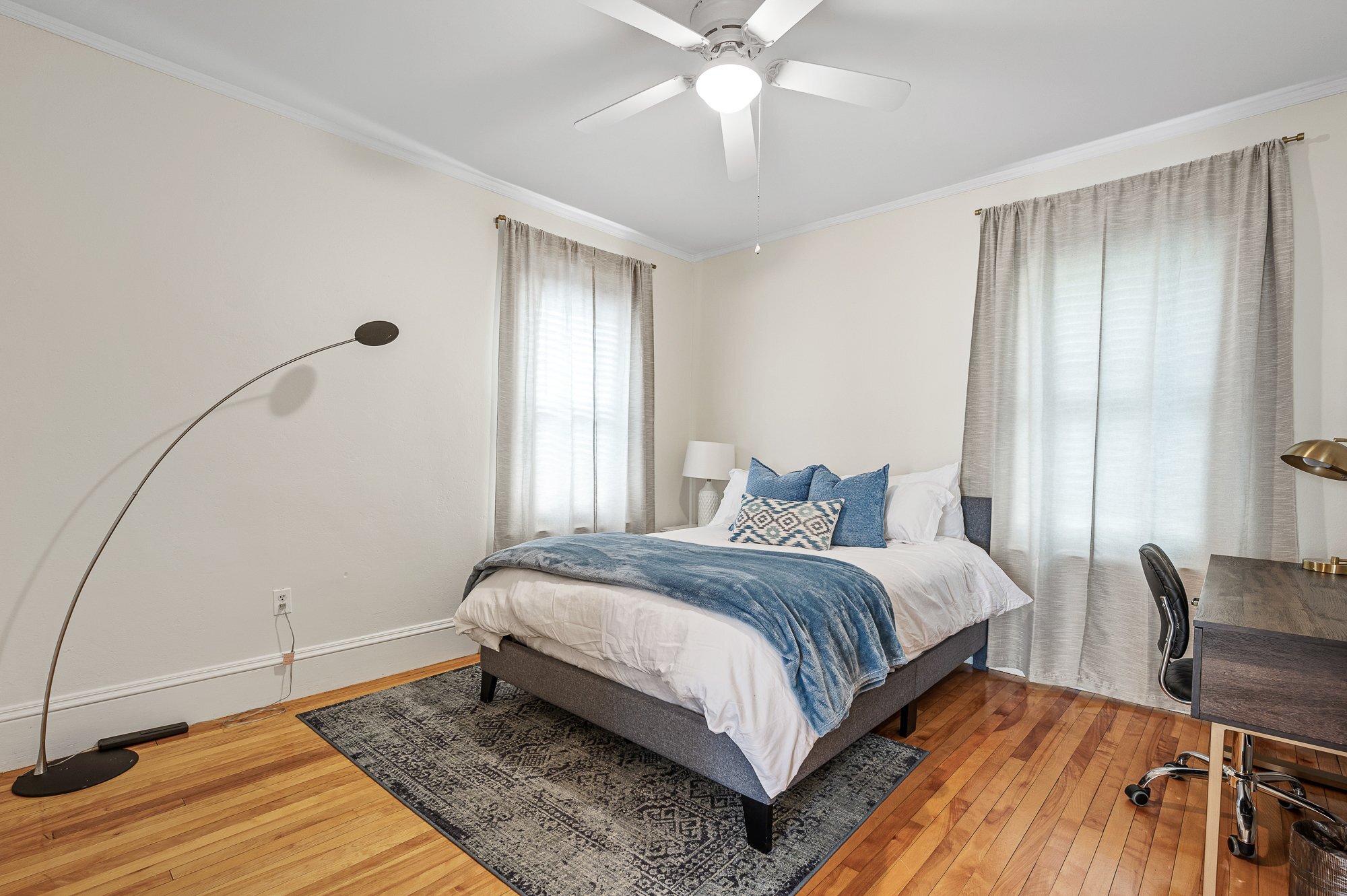 Building Photo - 9 Ivanhoe Rd