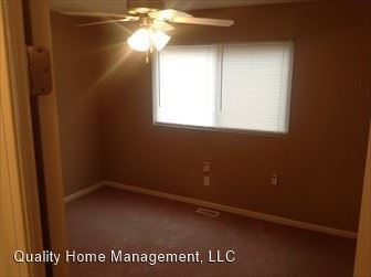 Building Photo - 3 br, 2.5 bath House - 913 Whitetail Ct