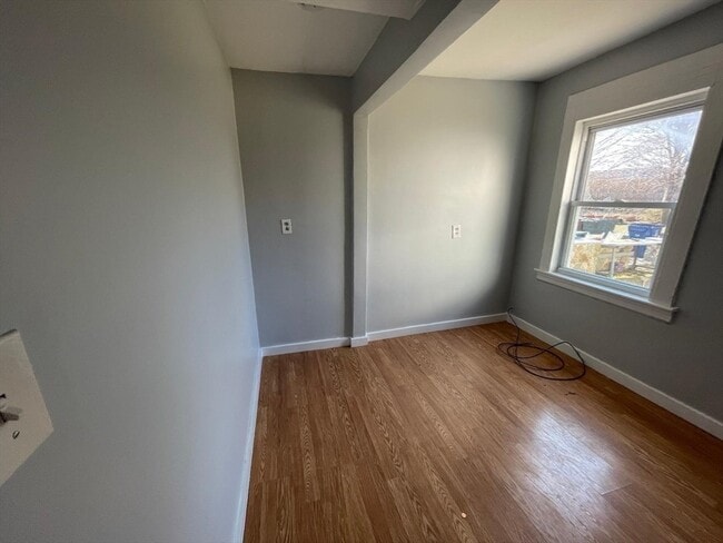 Building Photo - 27 Argyle St