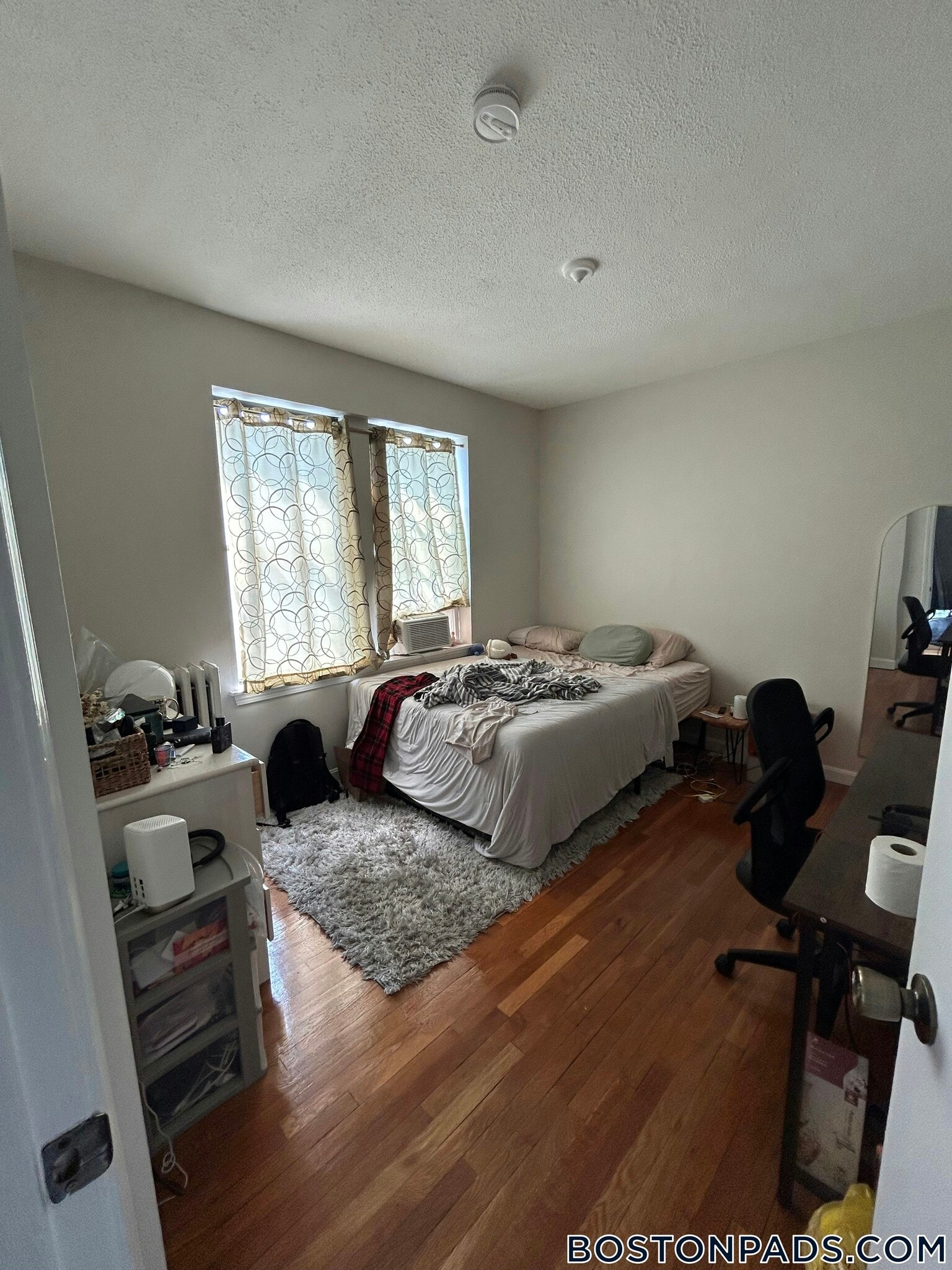 Building Photo - 317 Summit Ave