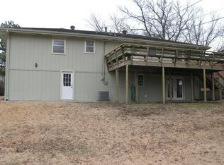 Building Photo - 5018 Rosehill Dr