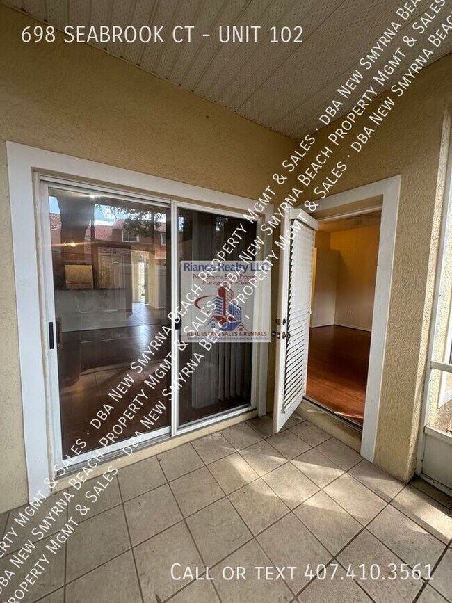 Building Photo - 698 Seabrook Ct