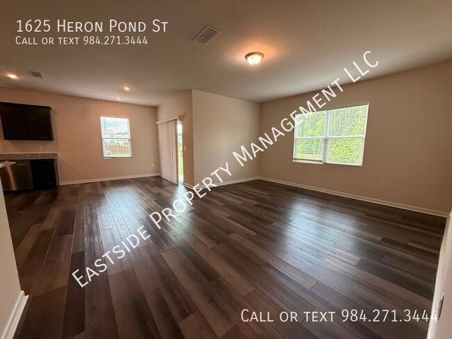 Building Photo - 1625 Heron Pond St