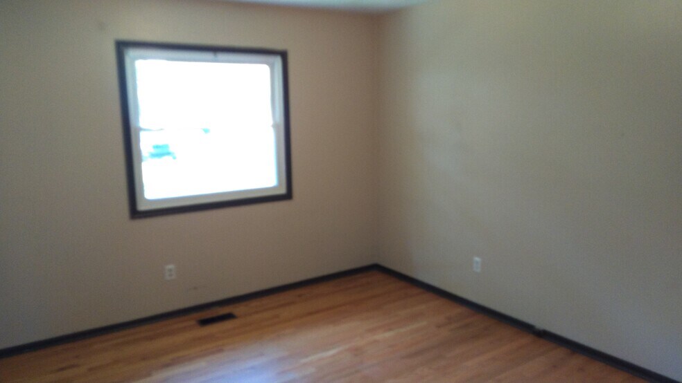 Building Photo - 1226 Frye Ave