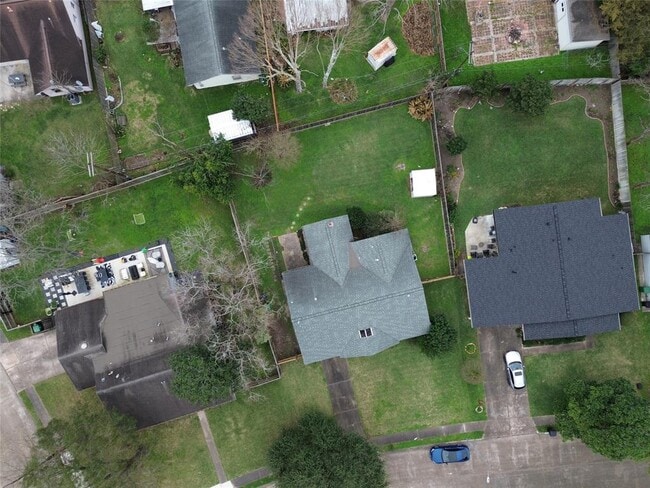 Building Photo - 7150 Carvel Ln