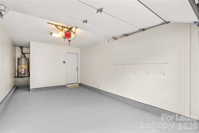 Building Photo - 697 Rebecca Jane Dr