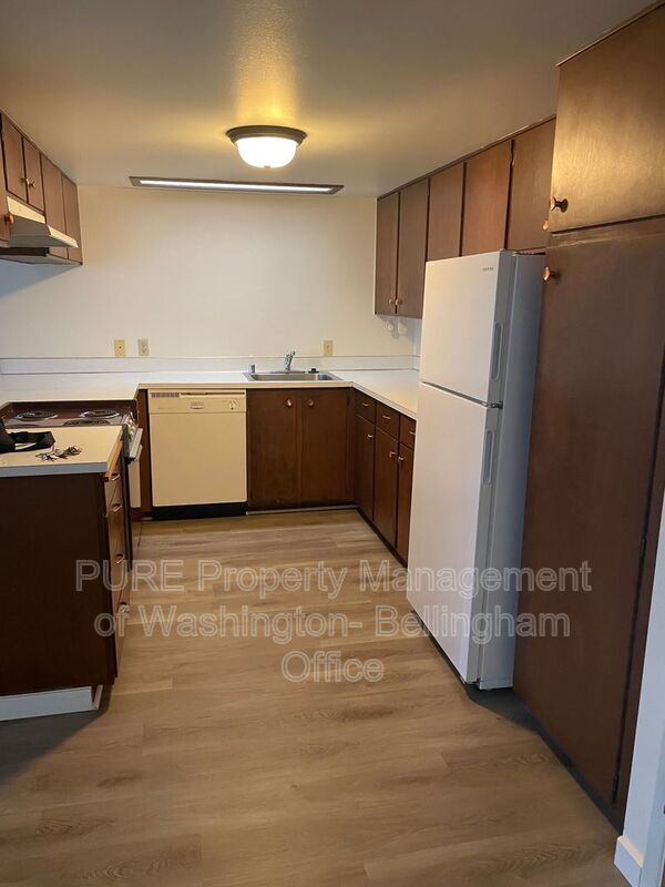 Building Photo - 625 N. Garden