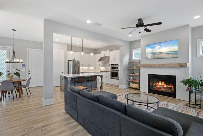 Building Photo - 2018 Cobblestone Wy NW