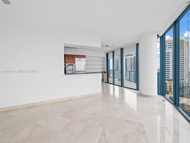Building Photo - 333 Las Olas Way