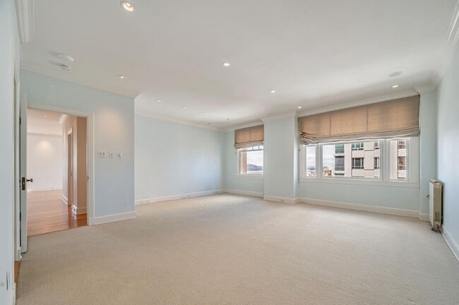 Building Photo - 1201 California St