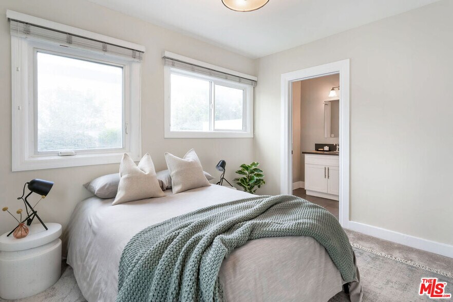 Bedroom - 4520 W 11th Pl