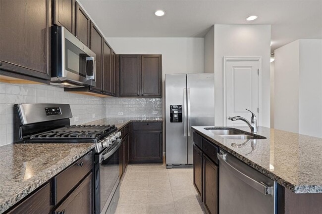 Building Photo - 256 Pelican Bay Cir