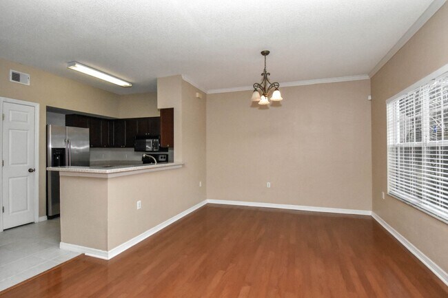 Building Photo - 10000 SW 52nd Ave