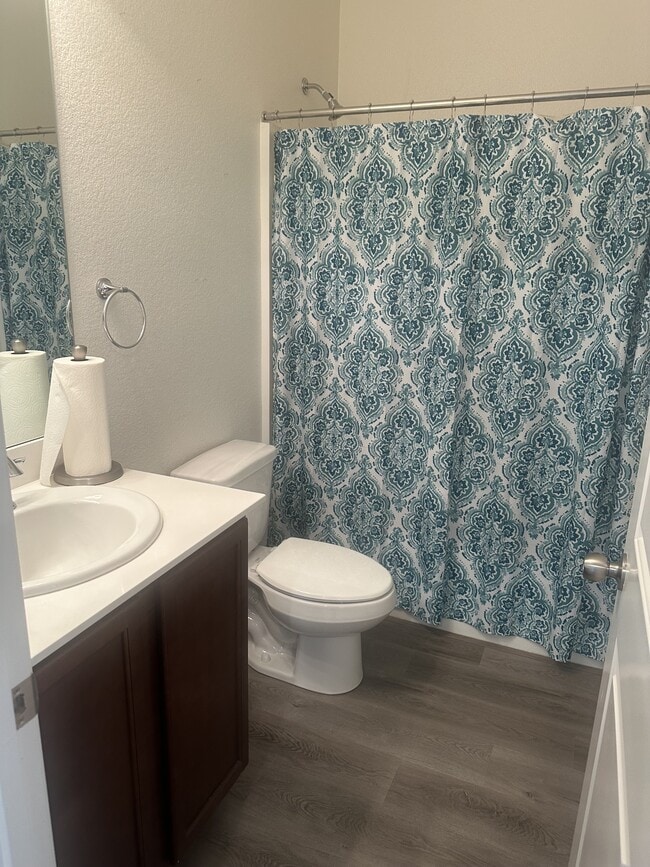 Building Photo - 9340 Bay Dr