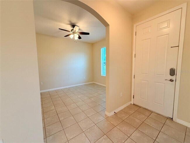 Building Photo - 12837 Tanja King Blvd