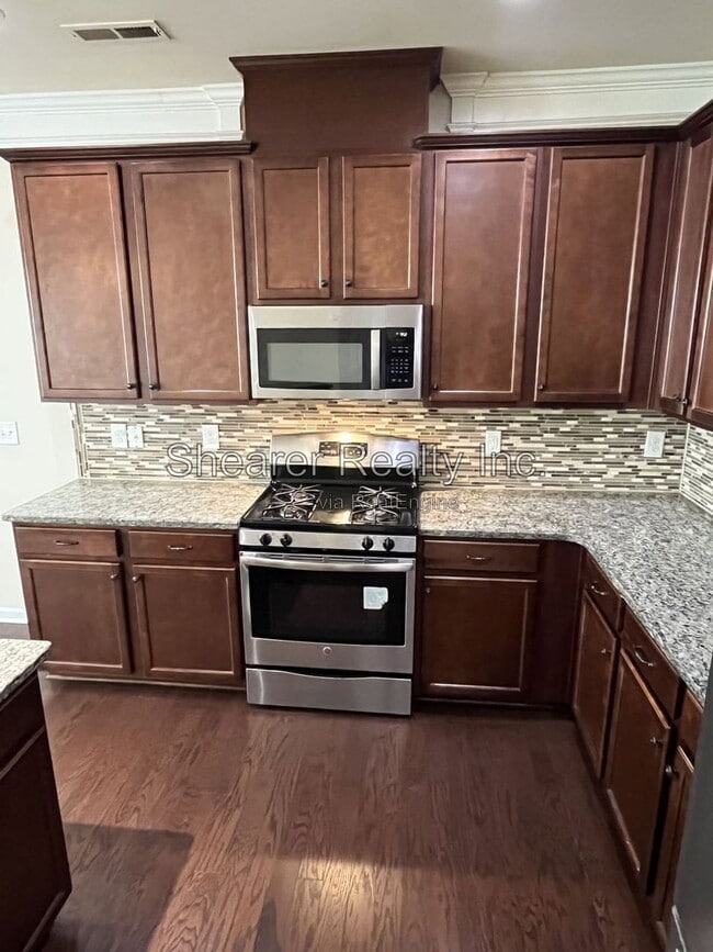 Building Photo - 9593 Camberley Ave NW