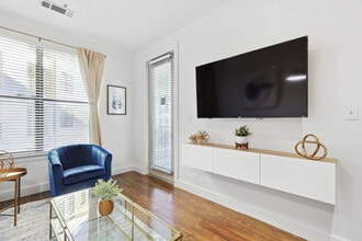 Building Photo - 5275 Town and Country Blvd