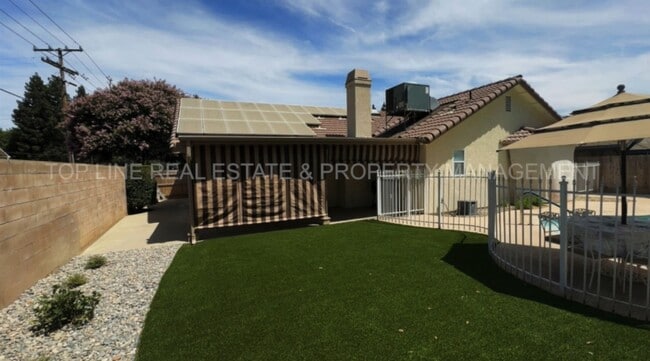 Building Photo - Coming Soon! Fully Furnished Home with Pool – Prime Location in Visalia, CA