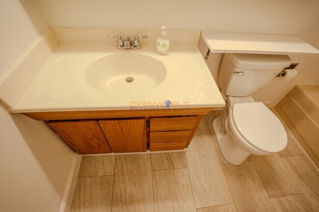 Building Photo - Rossmoor 55+ Living — One BR/One BA Del Monte Model (733 SF) — Peaceful, Updated, Sun-Filled Home