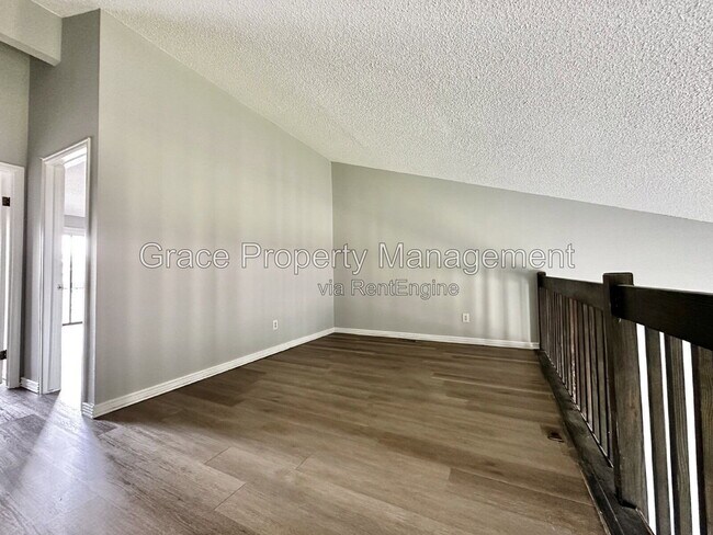 Building Photo - 15670 E Mexico Ave