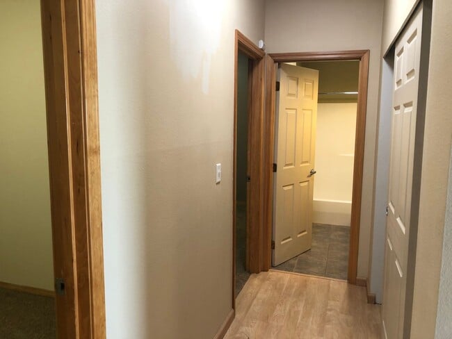 Building Photo - 3 Bed 2 Bath Condo in Bellingham near WWU
