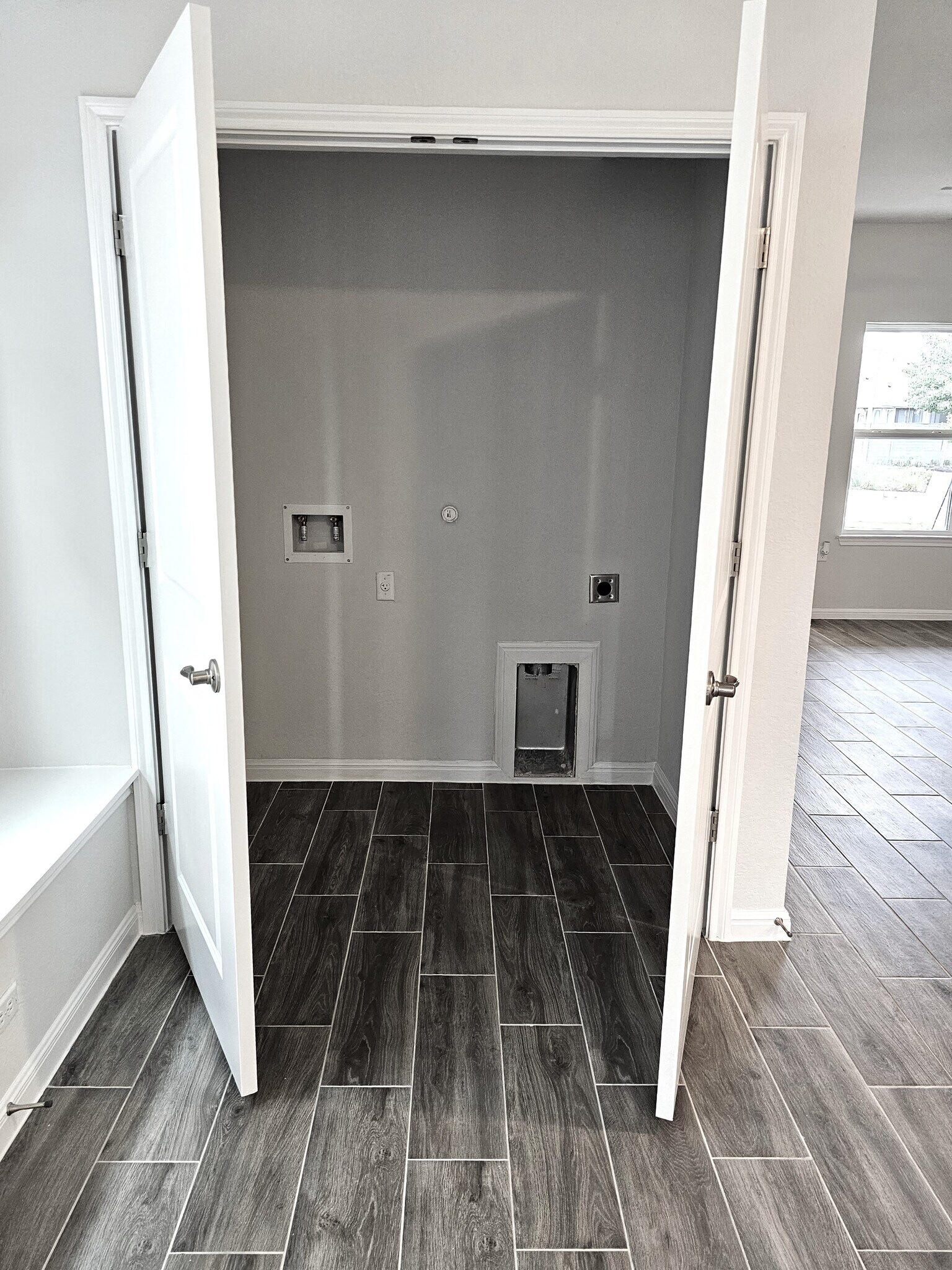 Laundry room - 9612 Whisper Willow Blvd