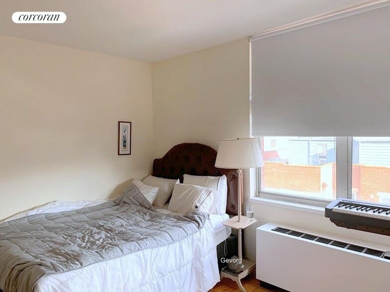 Building Photo - 516-520 W 112th St