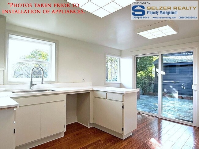 Building Photo - 30 Highland Dr